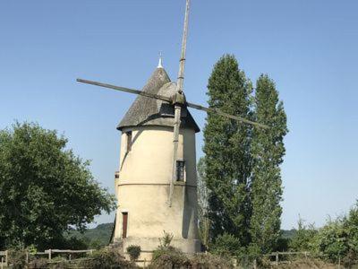 Moulin A Vent Le Champ Du Trail Villa Saint-Cyr-des-Gats Exterior foto