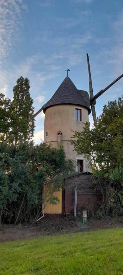 Moulin A Vent Le Champ Du Trail Villa Saint-Cyr-des-Gats Exterior foto